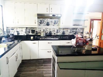 Casa de 3 alcobas en venta en El Poblado, Medellín, 430 m² · foto 5 de 18