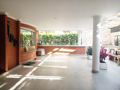 Casa de 3 alcobas en venta en El Poblado, Medellín, 430 m² · foto 14 de 18
