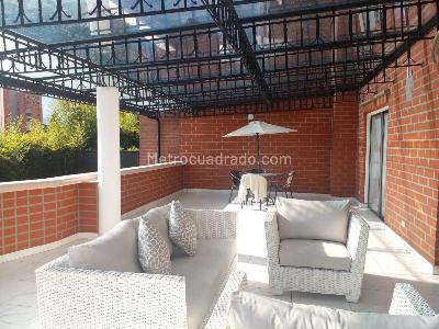 Casa de 3 alcobas en venta en El Poblado, Medellín, 430 m² · foto 16 de 18