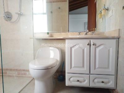 Casa de 3 alcobas en venta en El Poblado, Medellín, 430 m² · foto 17 de 18