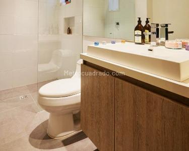 Apartamento de 3 alcobas en venta en El Poblado, Medellín, 250 m² · foto 16 de 18