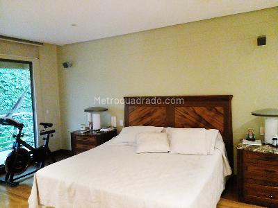 Casa de 4 alcobas en arriendo en El Poblado, Medellín, 450 m² · foto 10 de 18