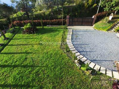 Casa de 4 alcobas en venta en Envigado, Envigado, 375 m² · foto 13 de 16