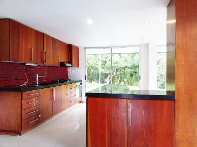 Casa de 3 alcobas en venta en Envigado, Envigado, 334 m² · foto 5 de 20