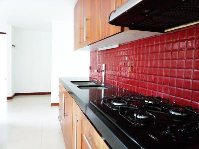 Casa de 3 alcobas en venta en Envigado, Envigado, 334 m² · foto 6 de 20