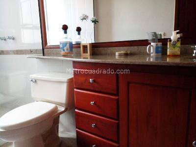 Apartamento de 3 alcobas en venta en El Poblado, Medellín, 262 m² · foto 14 de 16