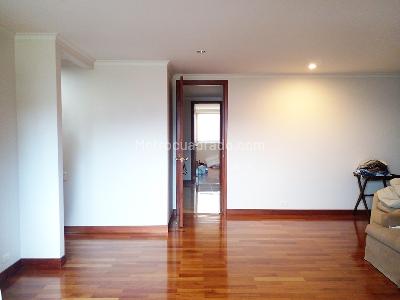 Apartamento de 3 alcobas en venta en El Poblado, Medellín, 262 m² · foto 3 de 16