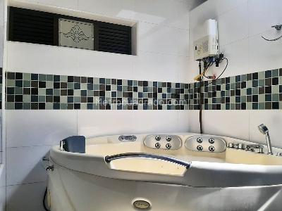Casa de 4 alcobas en venta en El Poblado, Medellín, 234 m² · foto 16 de 18