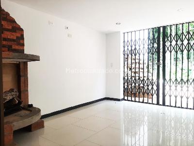 Casa de 4 alcobas en venta en El Poblado, Medellín, 234 m² · foto 8 de 18