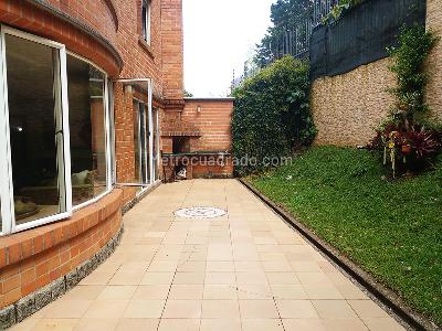 Casa de 3 alcobas en venta en El Poblado, Medellín, 360 m² · foto 18 de 18