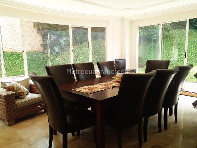 Casa de 3 alcobas en venta en El Poblado, Medellín, 360 m² · foto 4 de 18