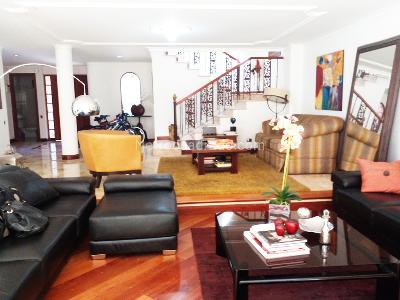 Casa de 3 alcobas en venta en El Poblado, Medellín, 360 m² · foto 6 de 18