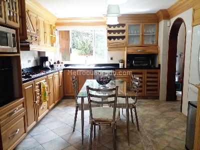 Casa de 3 alcobas en venta en El Poblado, Medellín, 360 m² · foto 7 de 18