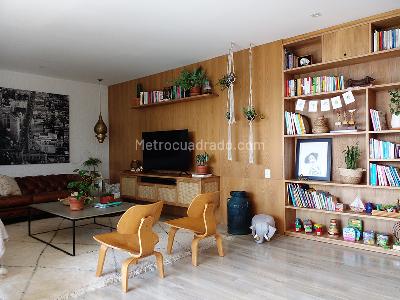 Apartamento de 3 alcobas en venta en El Poblado, Medellín, 181 m² · foto 2 de 20