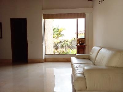 Casa de 5 alcobas en venta en Envigado, Envigado, 700 m² · foto 10 de 20