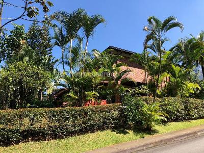 Casa de 3 alcobas en venta en El Poblado, Medellín, 240 m² · foto 14 de 14