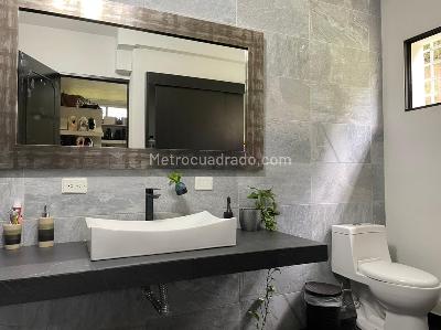Casa de 4 alcobas en venta en El Poblado, Medellín, 500 m² · foto 17 de 19