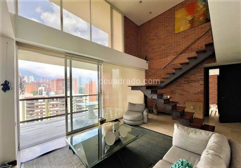 Spacious 4BR Apartment in Los Gonzales, El Poblado - 2
