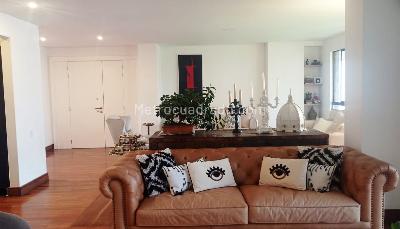 Apartamento en venta en El Poblado, Medellín · foto 3 de 17