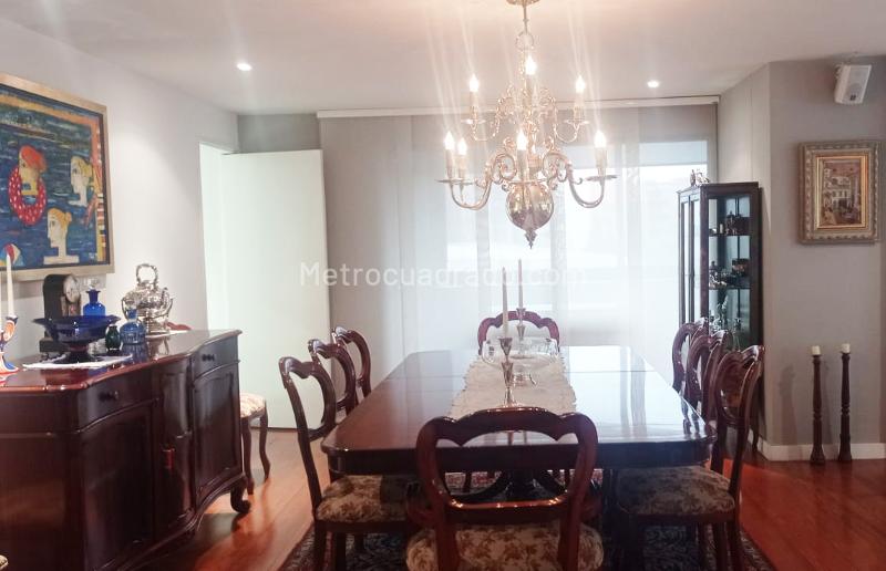 Apartamento Amoblado de 3 Alcobas con Zonas Sociales en El Poblado - 4