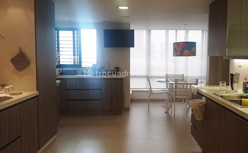 Apartamento Amoblado de 3 Alcobas con Zonas Sociales en El Poblado - 6