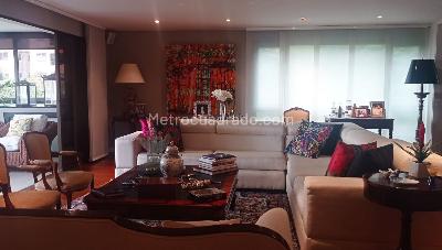 Apartamento de 3 alcobas en venta en Los Balsos, Medellín, 340 m² · foto 2 de 19