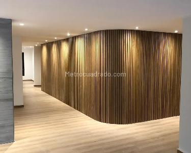 Apartamento de 3 alcobas en venta en El Poblado, Medellín, 330 m² · foto 2 de 15
