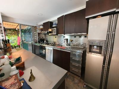 Casa de 3 alcobas en venta en El Poblado, Medellín, 269 m² · foto 4 de 16