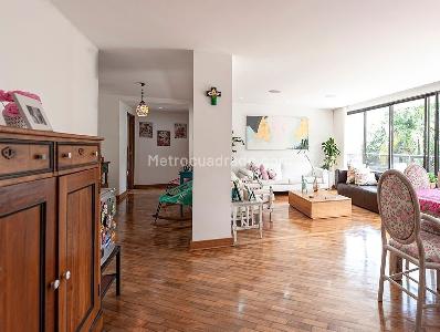 Apartamento de 3 alcobas en venta en La Florida, Medellín, 262 m² · foto 3 de 15