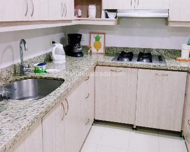 Apartamento de 3 alcobas en venta en El Poblado, Medellín, 151 m² · foto 4 de 14