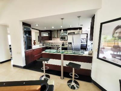Apartamento de 5 alcobas en venta en El Poblado, Medellín, 235 m² · foto 10 de 20
