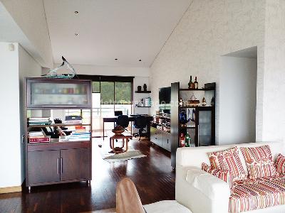 Apartamento de 3 alcobas en venta en El Poblado, Medellín, 194 m² · foto 2 de 19