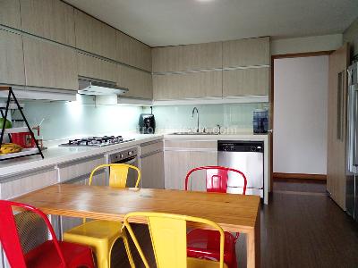 Apartamento de 3 alcobas en venta en El Poblado, Medellín, 194 m² · foto 6 de 19