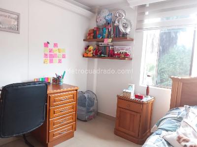 Apartamento de 3 alcobas en venta en El Poblado, Medellín, 100 m² · foto 12 de 16