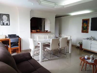 Apartamento de 3 alcobas en venta en El Poblado, Medellín, 100 m² · foto 4 de 16