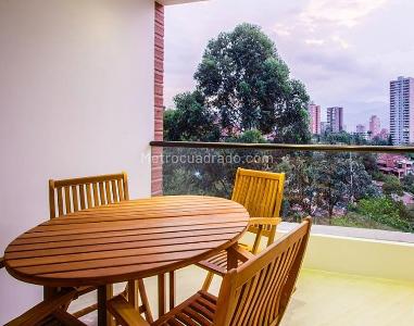 Apartamento de 4 alcobas en venta en El Tesoro, Medellín, 350 m² · foto 15 de 16