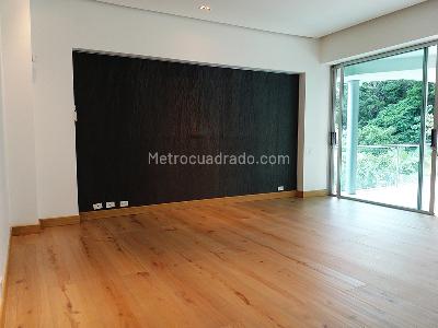 Casa de 4 alcobas en venta en El Poblado, Medellín, 800 m² · foto 10 de 19