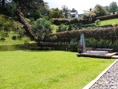 Casa de 4 alcobas en venta en El Poblado, Medellín, 800 m² · foto 16 de 19
