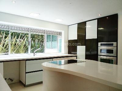 Casa de 4 alcobas en venta en El Poblado, Medellín, 800 m² · foto 4 de 19
