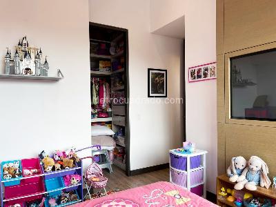 Casa de 5 alcobas en venta en Envigado, Envigado, 450 m² · foto 12 de 20