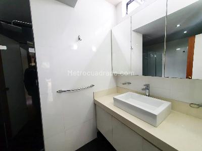 Casa de 3 alcobas en arriendo en Envigado, Medellín, 260 m² · foto 12 de 16