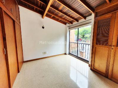 Casa de 3 alcobas en arriendo en Envigado, Medellín, 260 m² · foto 7 de 16