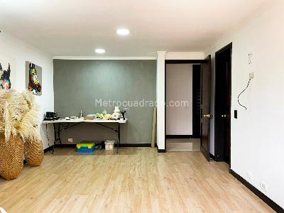 Apartamento de 3 alcobas en venta en El Tesoro, Medellín, 280 m² · foto 12 de 19