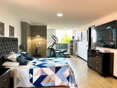 Apartamento de 3 alcobas en venta en El Tesoro, Medellín, 280 m² · foto 14 de 19