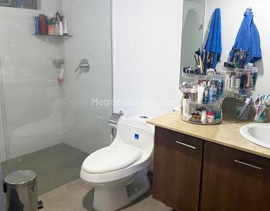 Apartamento de 3 alcobas en venta en El Poblado, Medellín, 178 m² · foto 14 de 14
