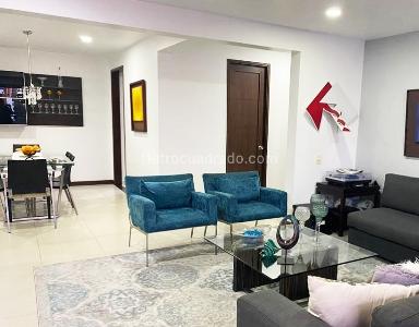 Apartamento de 3 alcobas en venta en El Poblado, Medellín, 178 m² · foto 2 de 14