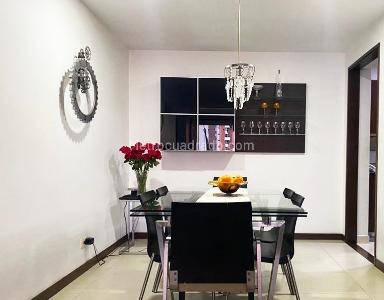 Apartamento de 3 alcobas en venta en El Poblado, Medellín, 178 m² · foto 3 de 14