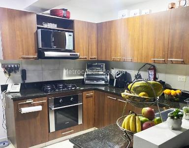 Apartamento de 3 alcobas en venta en El Poblado, Medellín, 178 m² · foto 4 de 14