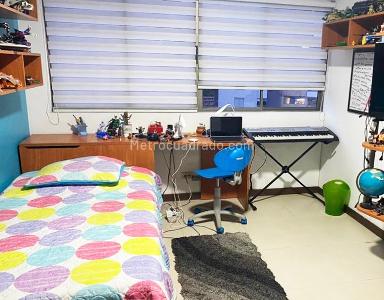 Apartamento de 3 alcobas en venta en El Poblado, Medellín, 178 m² · foto 9 de 14