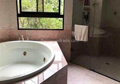 Apartamento de 4 alcobas en venta en Los Balsos, Medellín, 385 m² · foto 15 de 16